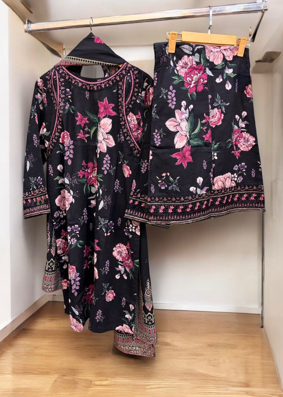 Embroidered Cut-Shoulder Lawn Suit with Manaar Dupatta
