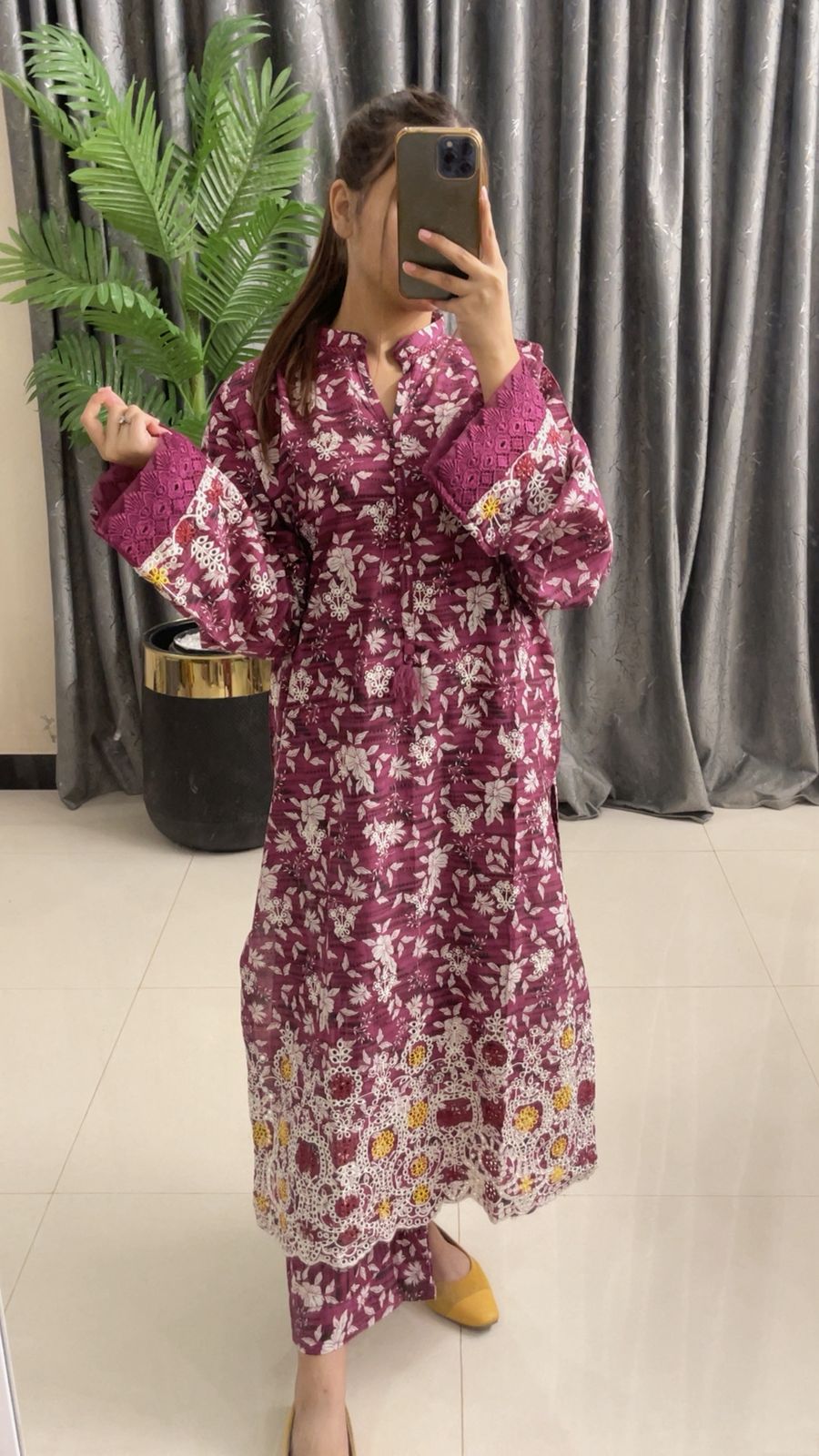 Chikankari Lawn 2-Piece Suit with Embroidered Details