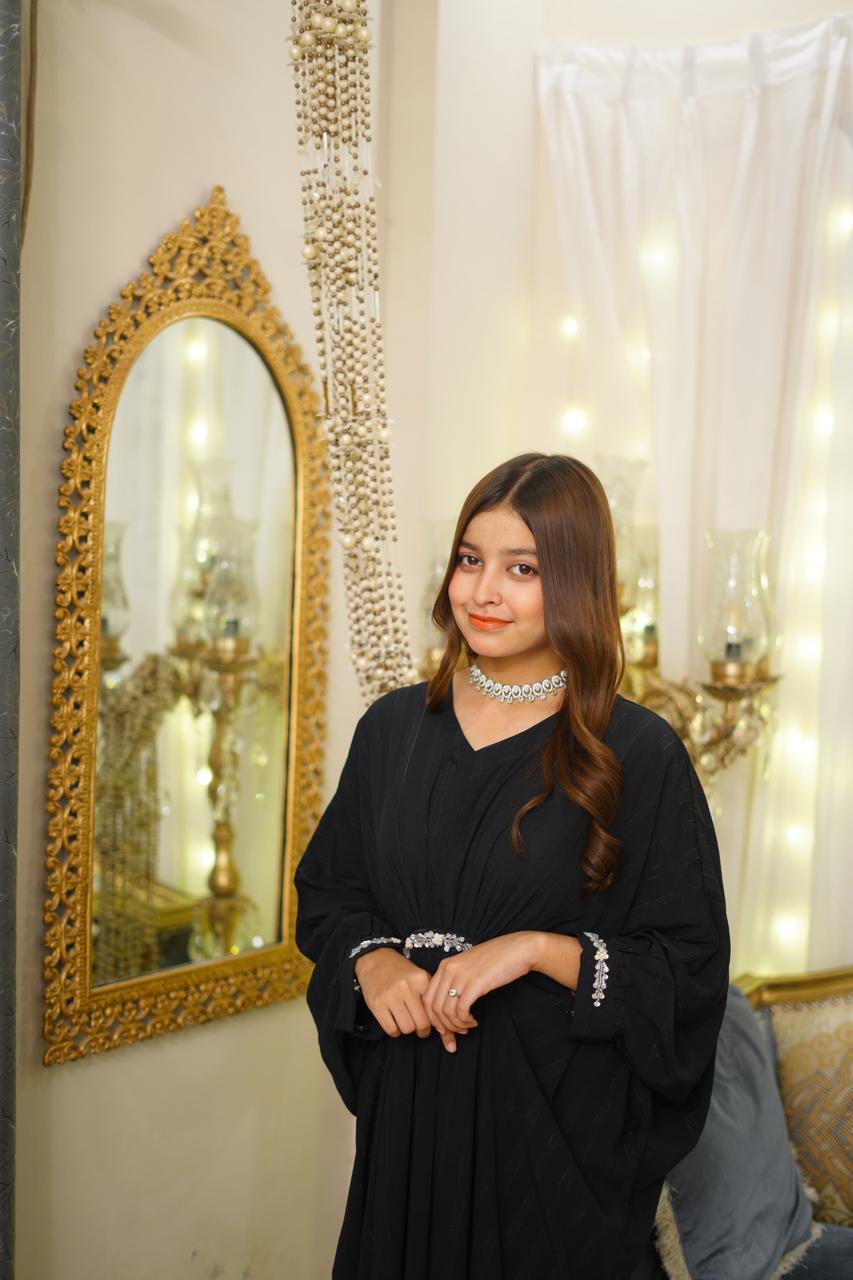Embellished Georgette Kaftan with Sleeve & Center Detailing