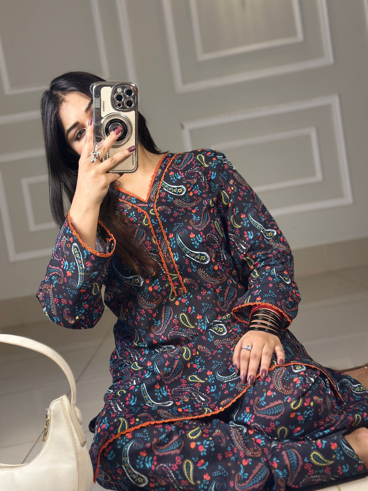 Casual Printed Lawn 2Pc with Detailed Work Sleeves, Border & Farshi Shalwar