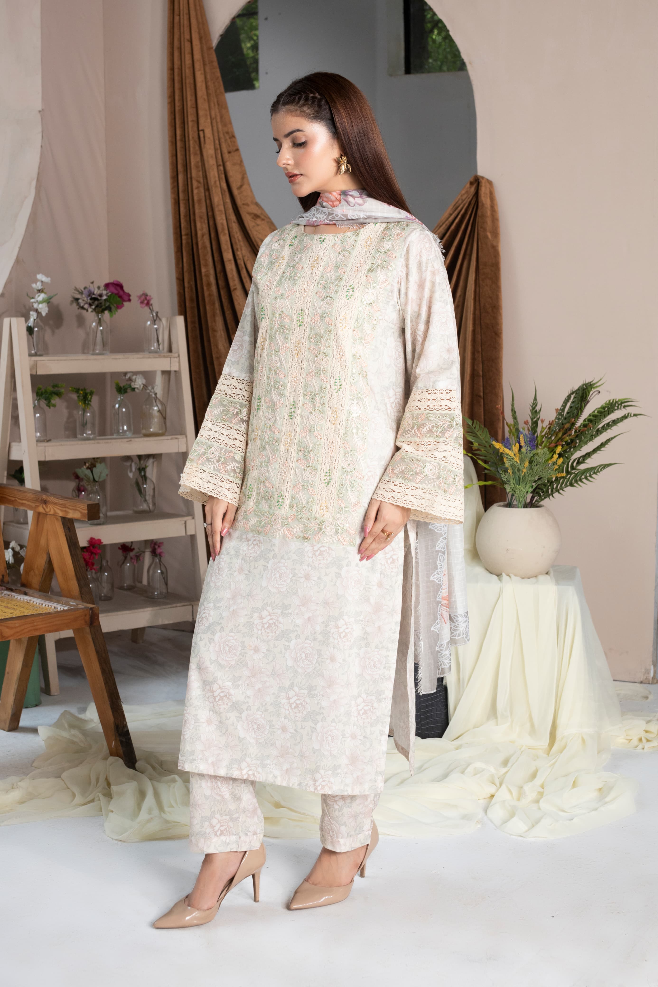 Lawn Cotton 3-Piece Embroidered Set with Manaar Dupatta