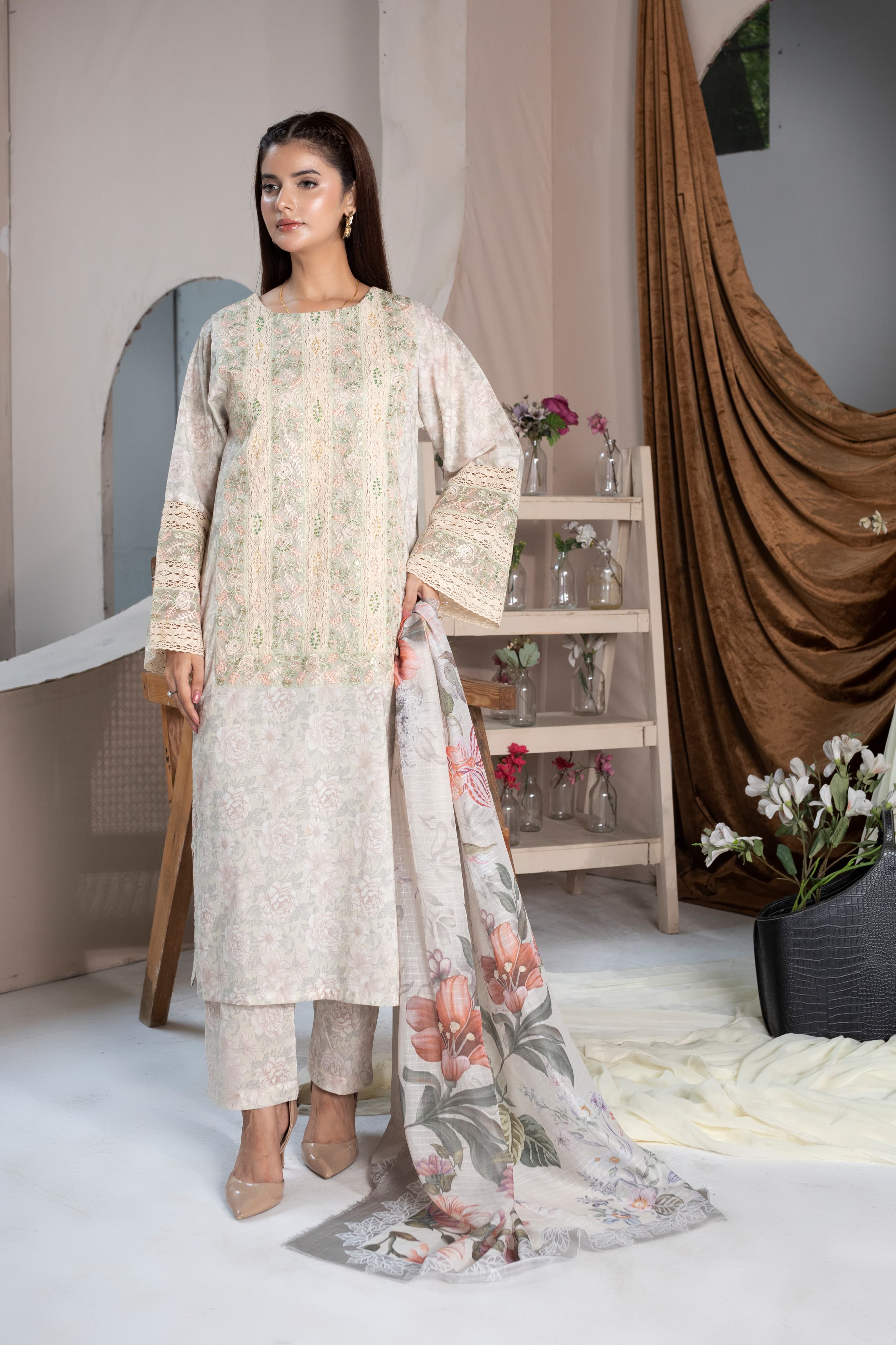 Lawn Cotton 3-Piece Embroidered Set with Manaar Dupatta