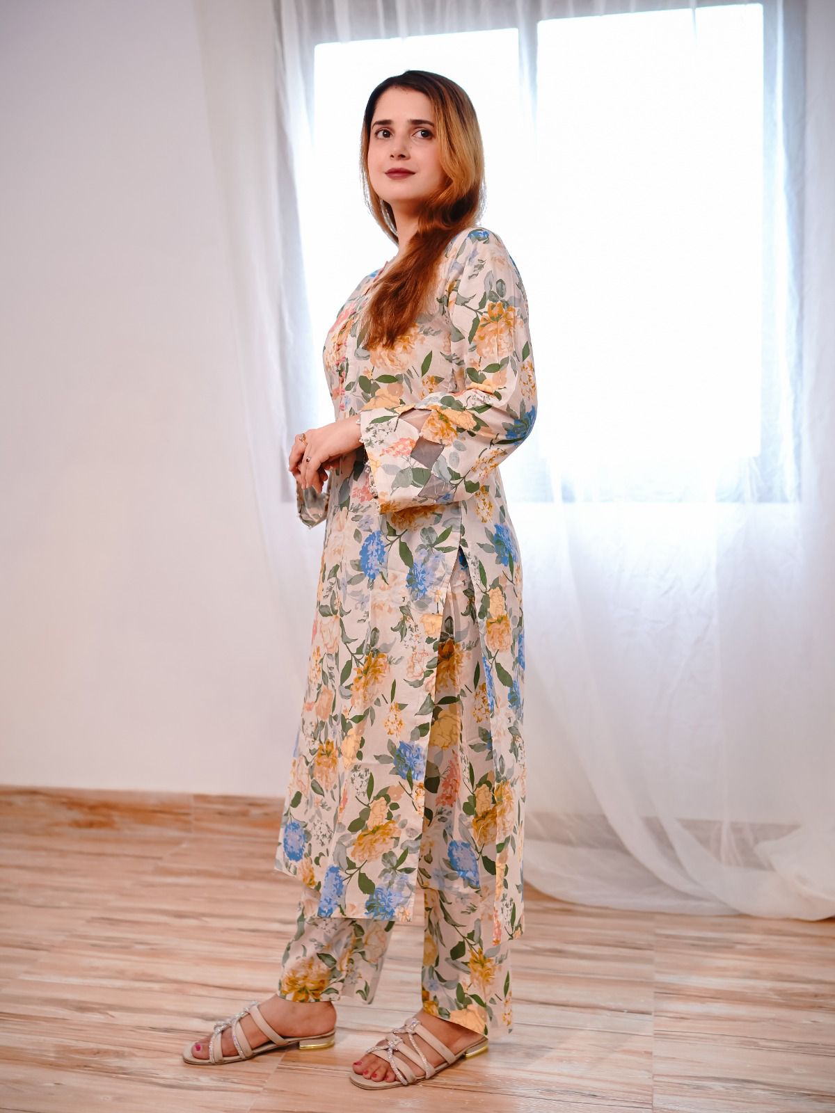 Pastel & Bold Floral Lawn 2Pc, Stylish Long Shirt with Matching Trouser - Silk Rang