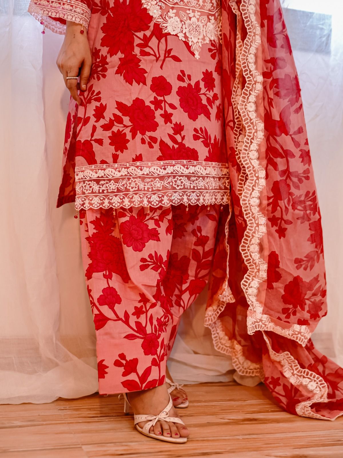 Luxury Red Embroidered Lawn 3Pc with Short Shirt, Farshi Shalwar & Chiffon Dupatta - Silk Rang