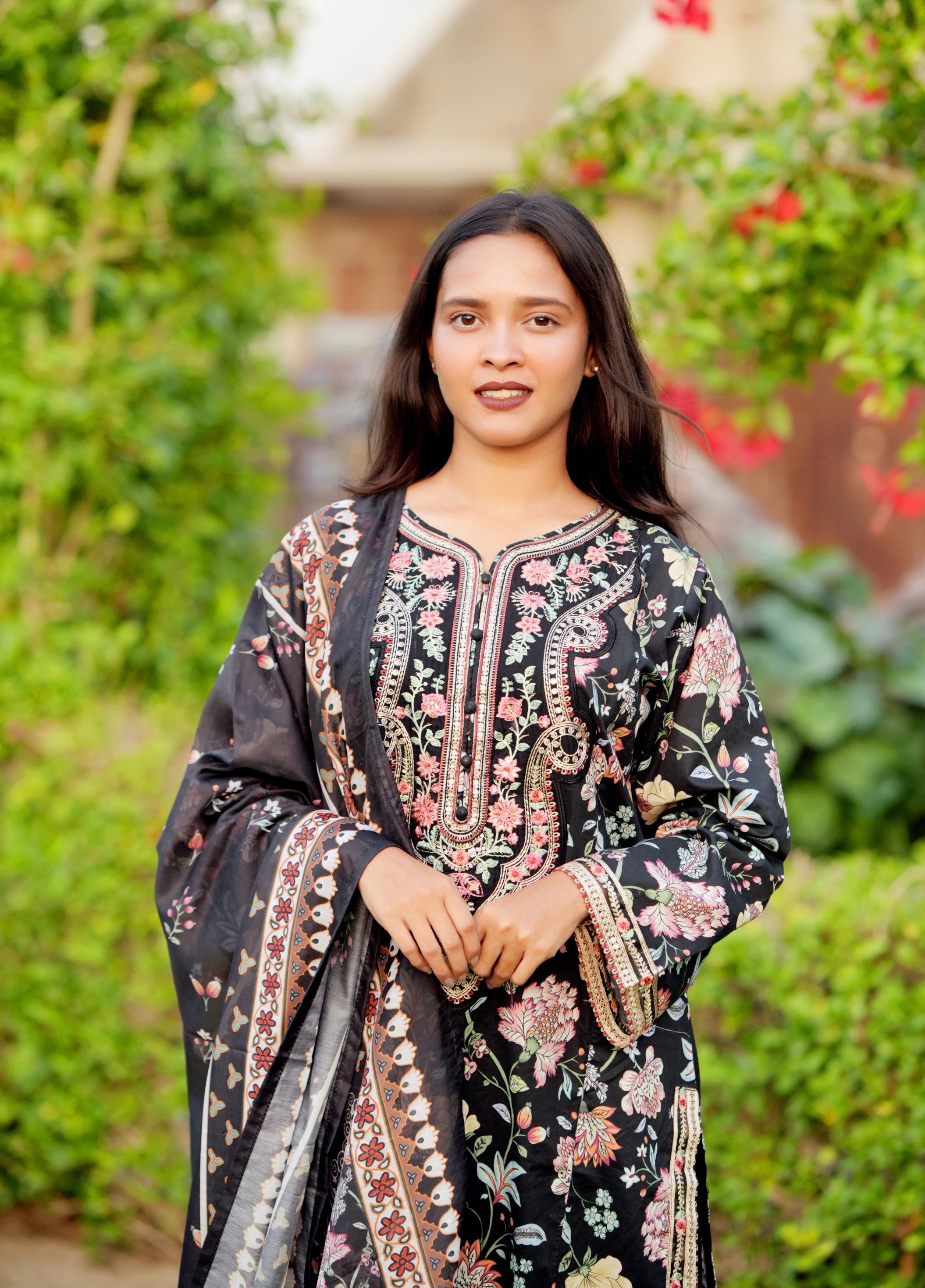 Black Khaddar 3Pc Suit with Embroidered Shirt, Straight Fit Trouser & Manaar Dupatta - Silk Rang