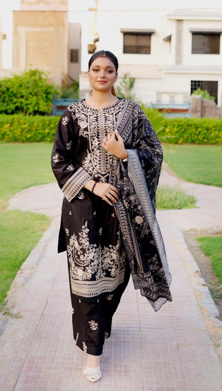 Black & Beige Embroidered 3Pc Cambric Suit with Loose Fit Trouse & Manaar Dupatta - Silk Rang