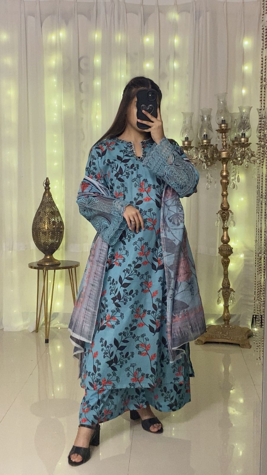 Elegant Hand Embellished Lawn 3 Piece with Manaar Dupatta