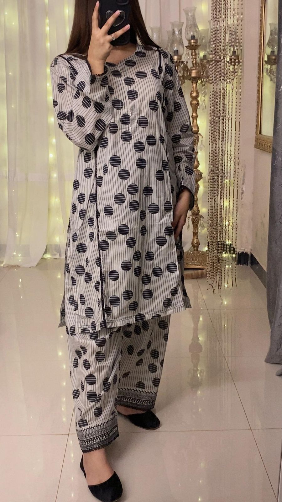 Lawn 2-Piece with Farshi Shalwar