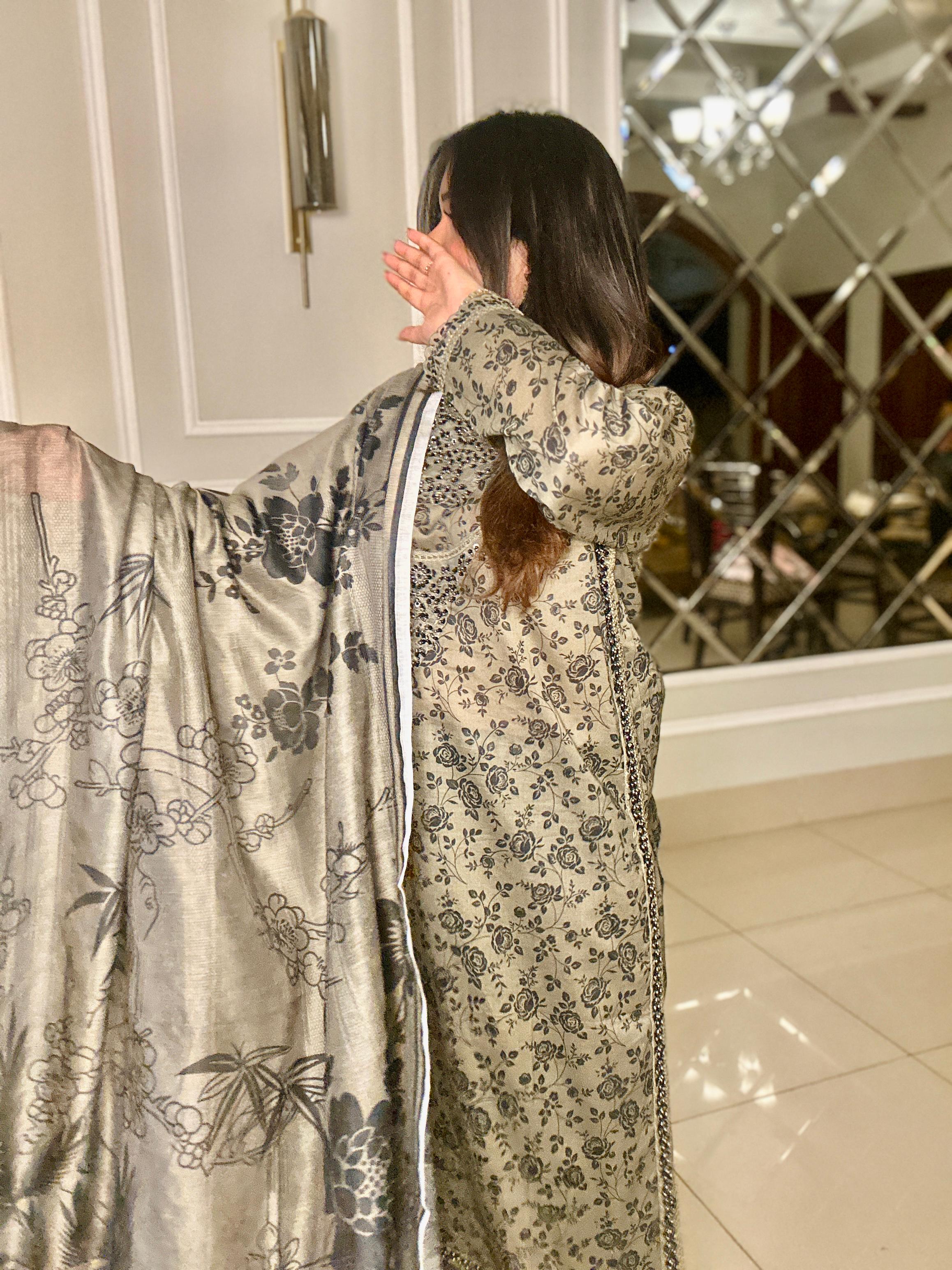 Manaar Mist Luxury Lawn Cotton 3PC with Hand Embellished Details