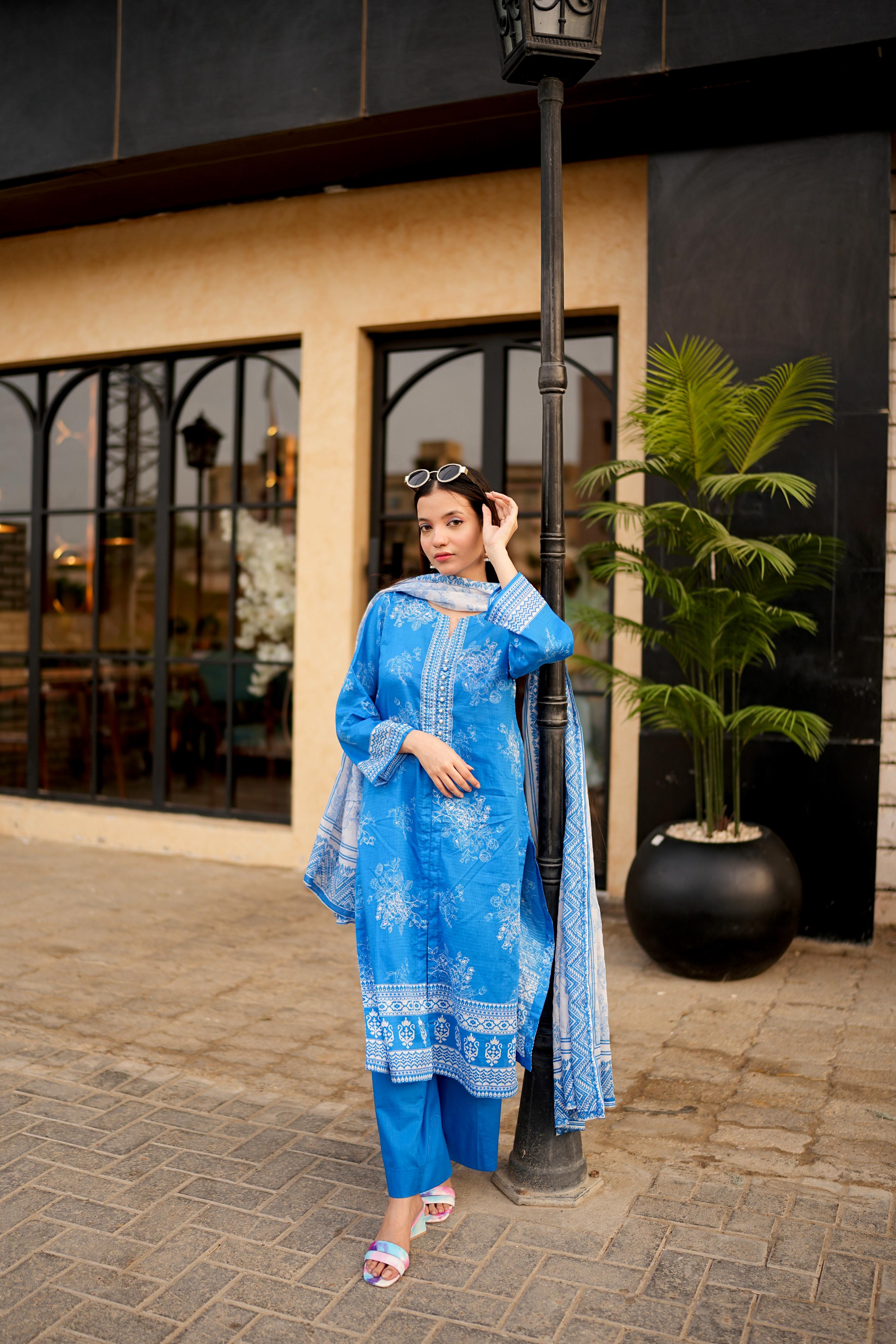 Doria Lawn 3-Piece Suit with Embellished Neck & Printed Dupatta
